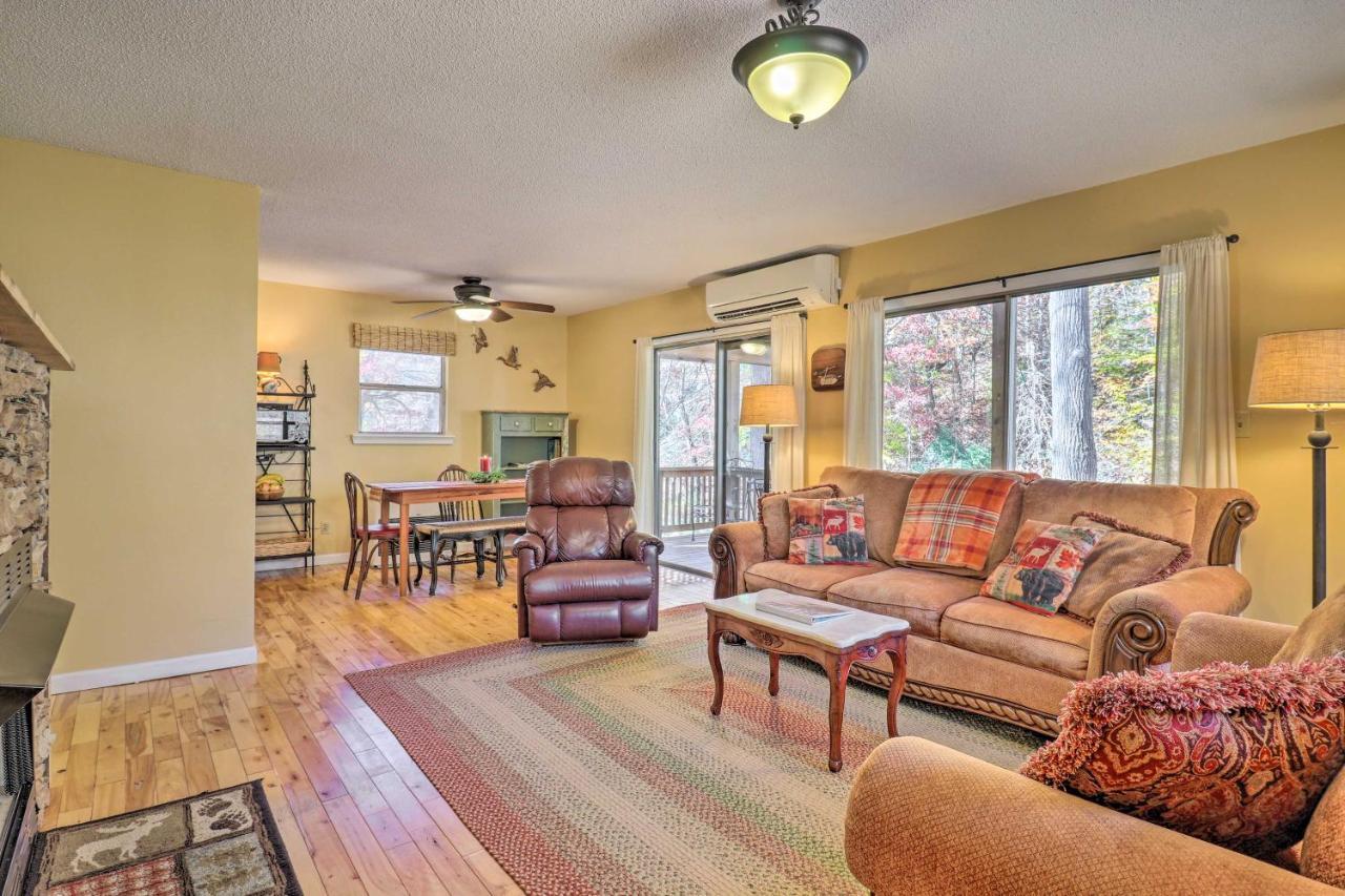 Creekside Retreat With Deck, 18 Miles To Wolf Ridge Villa Weaverville Exterior photo